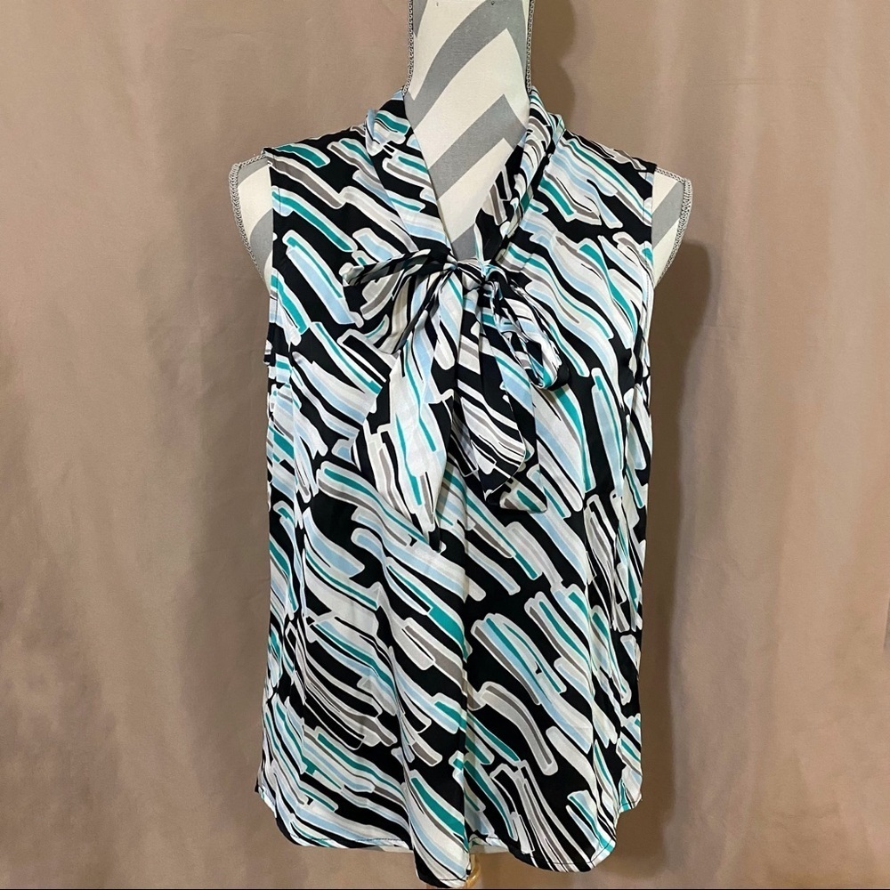 Nine West Small Tank